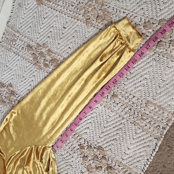 Anthropologie Maeve Yellow Gold Retro 70s Candace Velvet Top - Picture 10 of 11